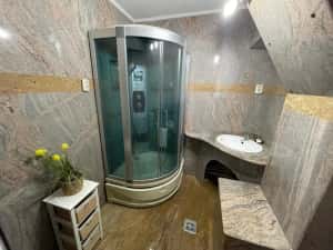 Apartament 2 camere decomandat-zona Spitalul Judetean-126.700 euro neg