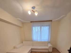 Apartament 2 camere decomandat-zona Spitalul Judetean-126.700 euro neg — miniatura 2