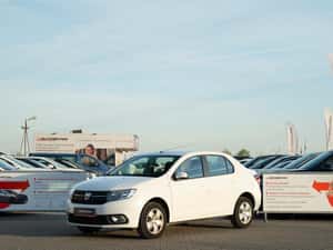 Dacia Logan 1.5 dCi, 61.933 km, 2020, alb — miniatura 3