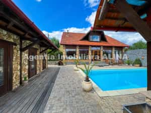 Casa LA CHEIE si teren 20.764 mp in Deva, zona Archia, Jud. Hunedoara. — miniatura 2