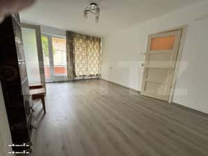Apartament 2 camere la curte, zona ultracentrala , — miniatura 1