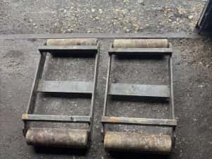 Vand carucioare pt tractari