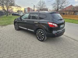 Nissan Qashqai 7 Locuri 1,5 Dci 2011 /(4.600Euro)5...228000 km — miniatura 2
