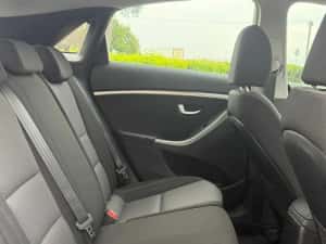 HYUNDAI i30*1.6 CRDI*2014*climatronic*scaune incalzite*LED — miniatura 7