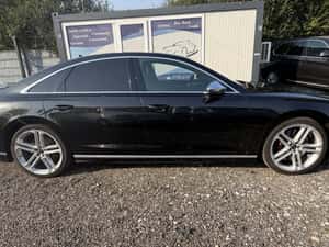 Audi S8 Automată 571 HP Benzină — miniatura 4