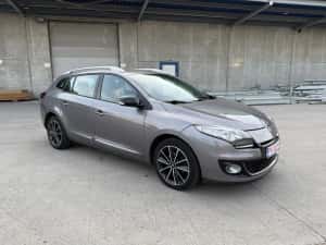 Renault Megane 3 Bose ,1.5dci, 2012,Carte Service + Raport Istoric Km! — miniatura 4