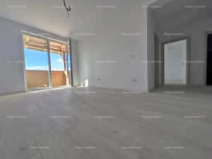 Ap.2 cam.-BLOC NOU FINALIZAT-Decomandat-Bucatarie inchisa-53 mp-1loc parcare-80.000 euro(TVA inclus) — miniatura 5