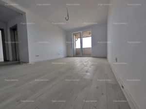 Ap.2 cam.-BLOC NOU FINALIZAT-Decomandat-Bucatarie inchisa-53 mp-1loc parcare-80.000 euro(TVA inclus) — miniatura 6