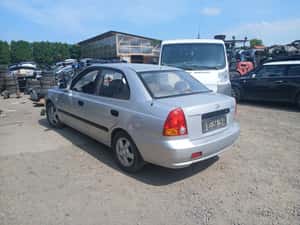 Dezmembrez Piese Hyundai Accent din 2005 — miniatura 6