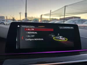 BMW Seria 5 G30 Luxury Line 520d 190cp Lane Pedestrian încălzire navigație moduri Germania — miniatura 7