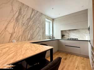 Penthouse pe malul lacului cu terasa de 100mp - Lebada Lake Residence — miniatura 2