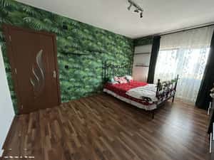 1 Cam-Sagului-5 Min de Centru-Mobilat-Utilat-Centrala-290 Euro !Neg — miniatura 3