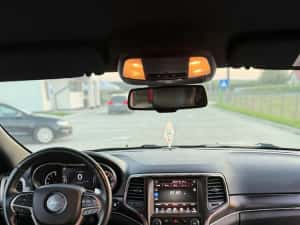 Vând Jeep Grand Cherokee din 2015, 3.0 diesel, 250 cp — miniatura 5