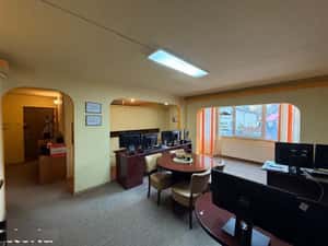 Apartament 4 camere zona Scriitorilor suprafata generoasa(beci) — miniatura 1