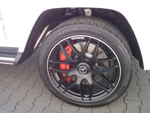 Mercedes-Benz G 63 AMG Automată 585 HP Benzină — miniatura 4