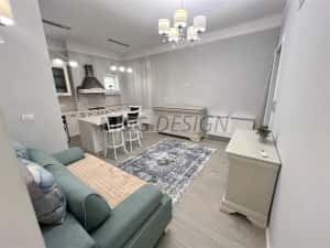 3 camere amenajat LUX zona centrala, boxa curte acces auto, 0 comision
