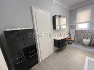 3 camere amenajat LUX zona centrala, boxa curte acces auto, 0 comision — miniatura 9