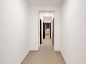 Proprietar 3 camere bucătărie mobilata si utilată 82 Mp cu 2 parcari — miniatura 4