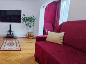 Apartament cu 4 camere in Tractoru-Independentei