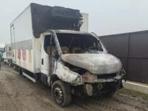 Iveco 70 72 c 18 incendiat lovit defect — miniatura 1