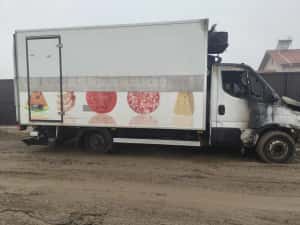 Iveco 70 72 c 18 incendiat lovit defect — miniatura 4