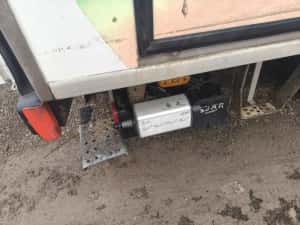 Iveco 70 72 c 18 incendiat lovit defect — miniatura 5