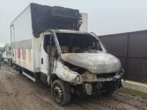 Iveco 70 72 c 18 incendiat lovit defect — miniatura 9