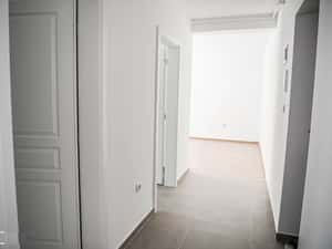 Apartament 2 camere zona rezidentiala bloc nou Giroc (zona Braytim) — miniatura 1