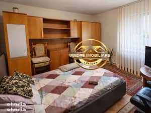 2 CAMERE DE VÂNZARE,Calea Severinului,etajul 3 cu centrală termică — miniatura 3