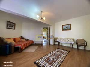 Ap. de vânzare 2 cam. decomandate Moinești-Bacău — miniatura 3