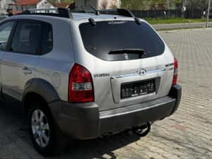 Hyundai tucson 4x4 — miniatura 3