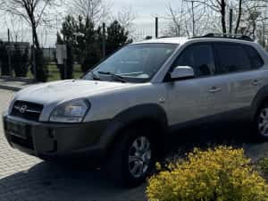 Hyundai tucson 4x4 — miniatura 6