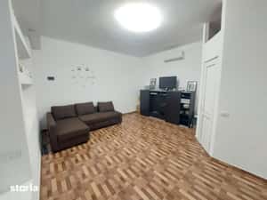 Garsonieră Victoria parter acces separat din exterior centrală pe gaz — miniatura 5