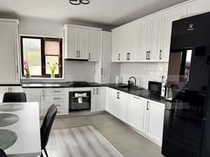 Apartament 3 camere, decomandat, curte 90 mp si 2 terase - Zona Lidl — miniatura 3