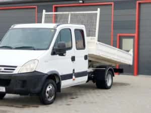 Iveco 35c15 7 locuri Basculabil doka cabină dublă — miniatura 2
