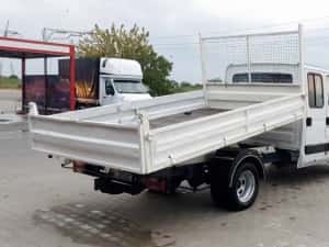 Iveco 35c15 7 locuri Basculabil doka cabină dublă — miniatura 4