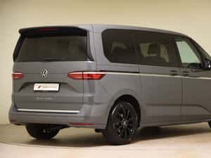 Volkswagen T7 Multivan - 2024, 35.500 km, 55.790 EUR — miniatura 2