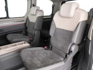 Volkswagen T7 Multivan - 2024, 35.500 km, 55.790 EUR — miniatura 6