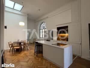 De vanzare apartament cu 4 camere la cheie etaj 1 ultracentral Eroilor — miniatura 4