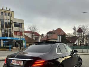 Mercedes Benz E220 TOP/ Pano/ Full Camere/ Bord digital — miniatura 2