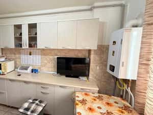 Vand apartament 3 camere Alba Iulia — miniatura 5