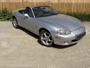 Mazda MX-5 Miata 1.6 — miniatura 7