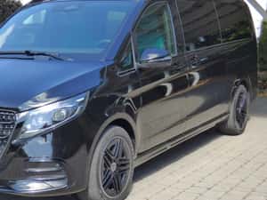 Mercedes-Benz V 300 VIP ExtraLong 4Matic Automată 237 HP Diesel