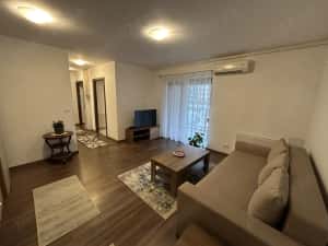 Vand apart.3 cam.st.87 bloc nou,Adora Park,et.1 din 9,utilat,mobilat