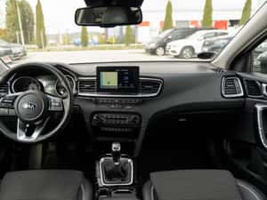 Kia Ceed GT Line 1.6 diesel 136cp, euro 6, Cutie viteze manuala — miniatura 6