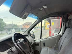 Renault Trafic II 1.9 — miniatura 7