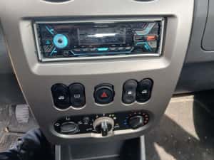 Dacia Sandero stepway 1.6 8 v  benzina  € 5 — miniatura 7