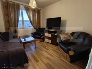 Apartament cu 4 camere finisat si utilat — miniatura 1