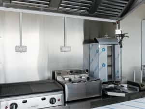 Rulota Fast Food Shaorma Kebab Grill Complet Utilata Premium, Rate, Street Food Truck Profesional Rulote Comerciale Complet Echipate In Stoc — miniatura 4