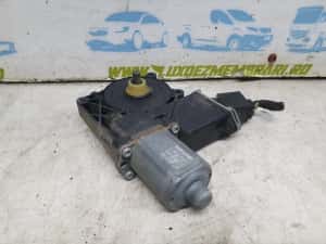 Motoras geam stanga fata 966431-103 Opel Astra J (2009 - 2012)